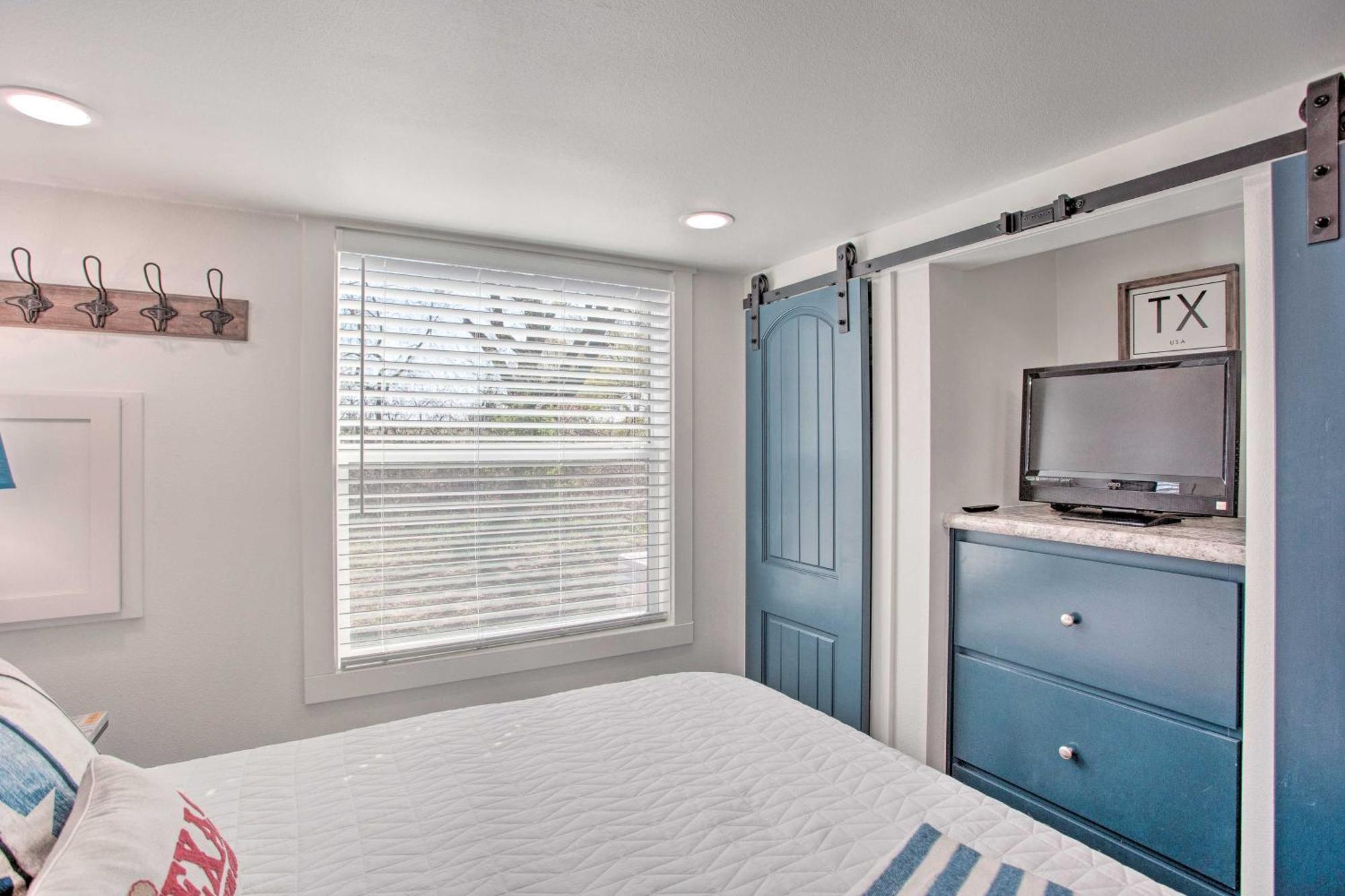 Cozy Mckinney Tiny Home With Porch And Fire Pit! Exterior foto